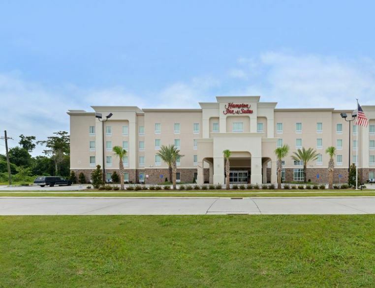 Hampton Inn & Suites Harvey Exterior photo